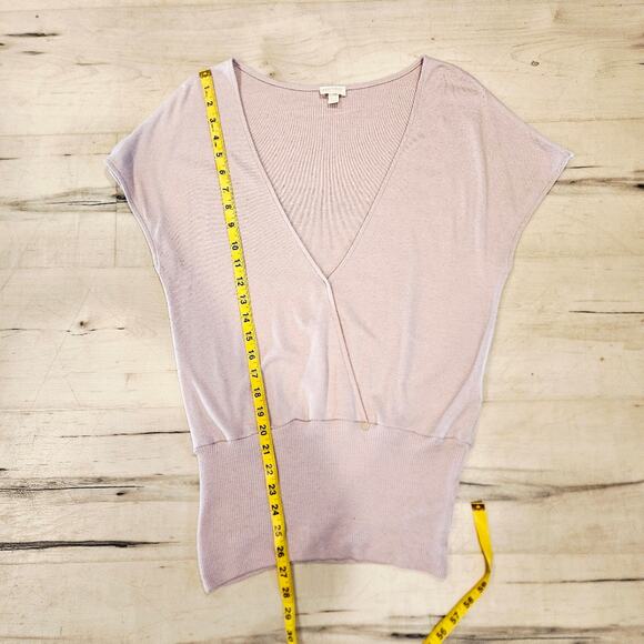 Hanro Knits Deep V-neck Short Sleeve Sweater - Picture 6 of 6